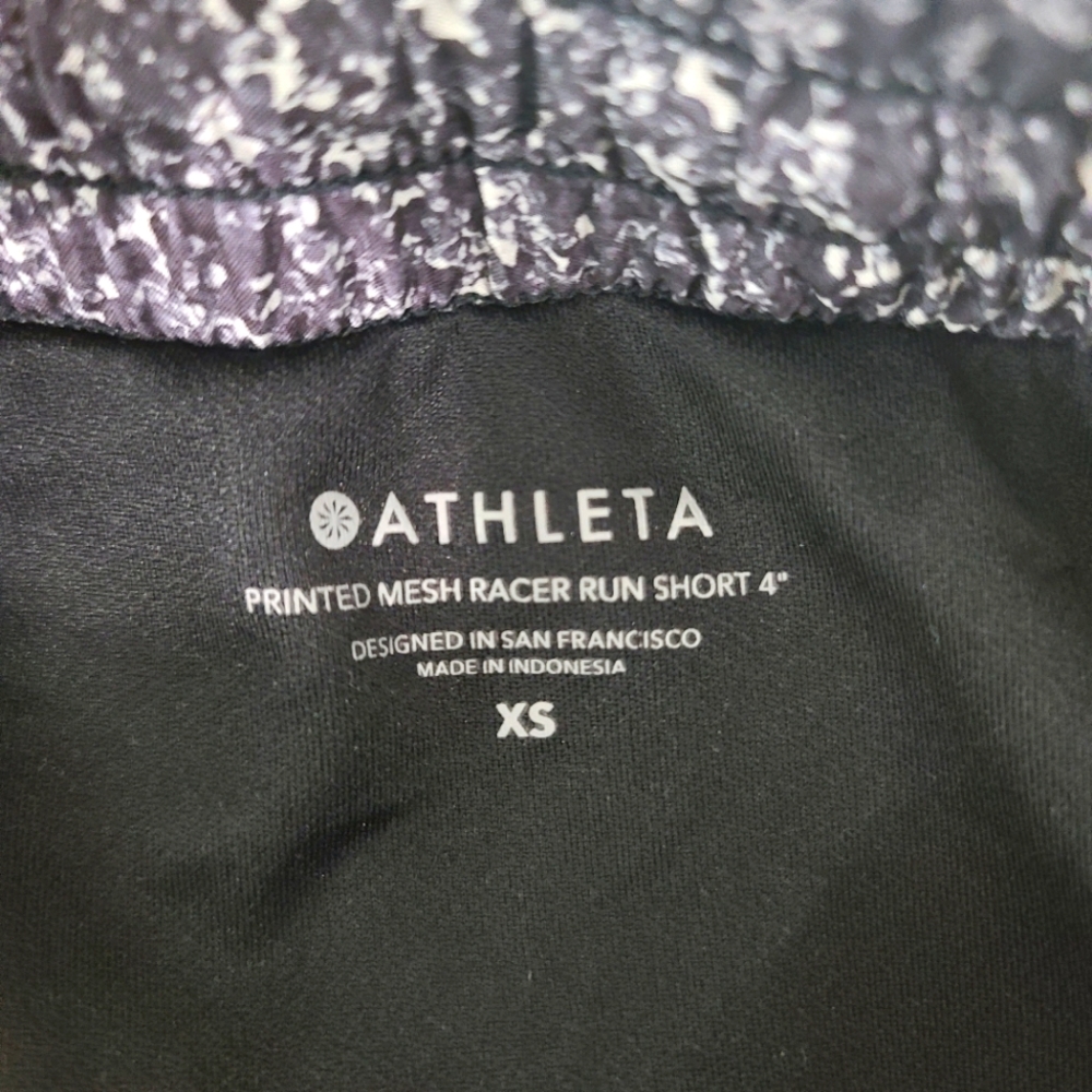 ATHLETA Printed Mesh Racer Run Shorts 4" - Picture 5 of 10